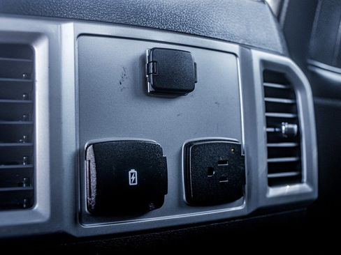 Used 2018 Ford F250 Lariat w/ Lariat Ultimate Package image 41