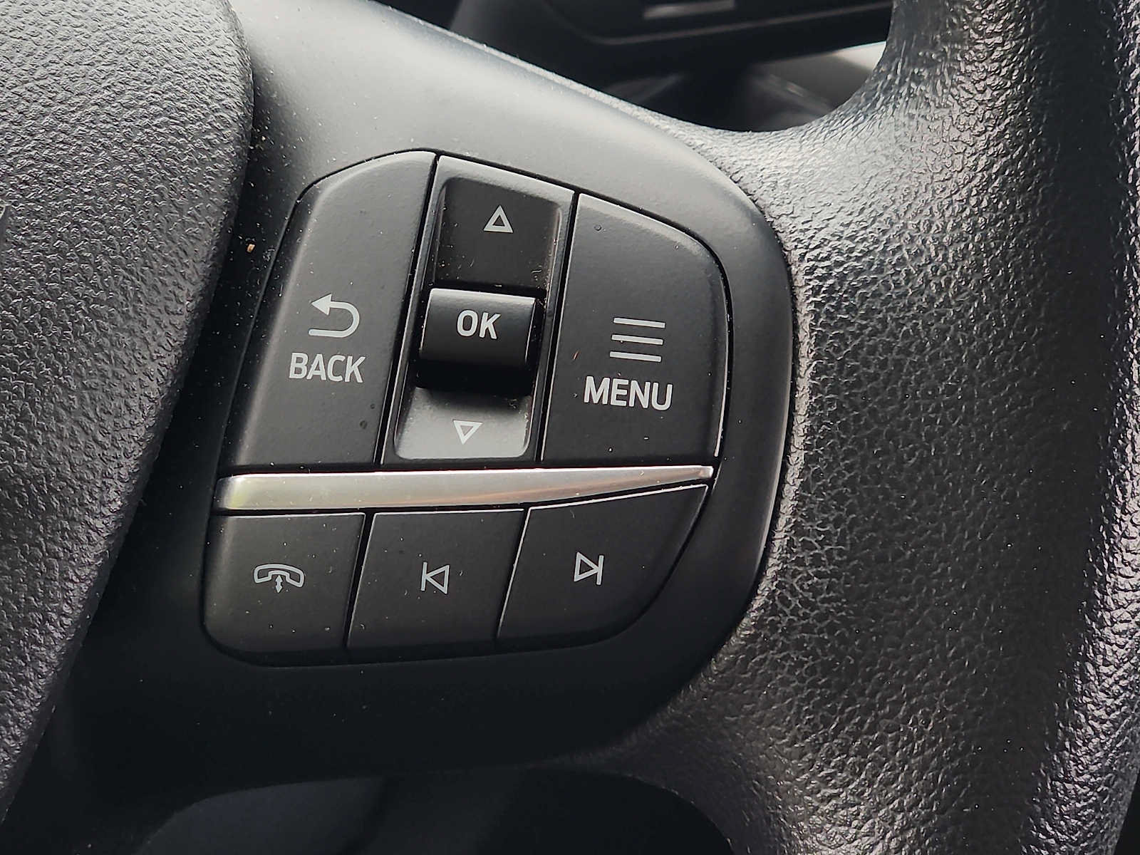 Used 2025 Ford Escape Active AWD/4WD image 22