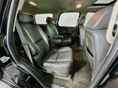 Used 2008 GMC Yukon SLT w/ SLT Preferred Equipment Group image 34