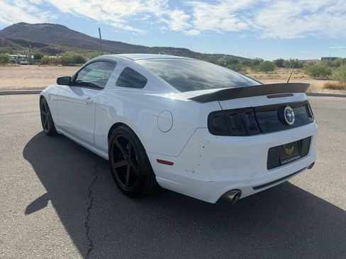 Used 2014 Ford Mustang Coupe RWD image 7