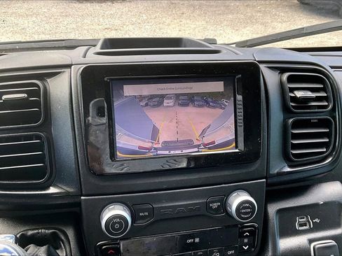 Used 2023 RAM ProMaster 2500 w/ Convenience Group image 13