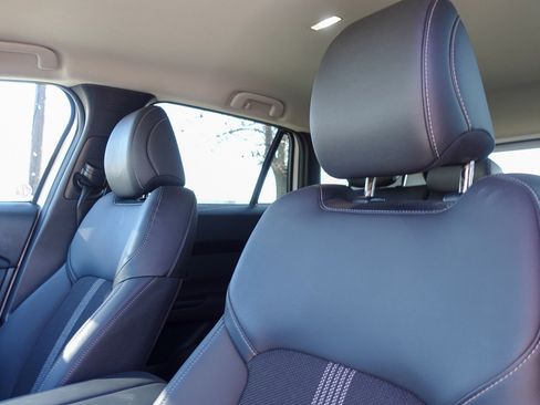 Certified 2025 MAZDA CX-50 2.5 Hybrid w/ Preferred Pkg image 10