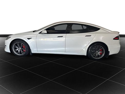 Used 2023 Tesla Model S Plaid AWD/4WD image 2