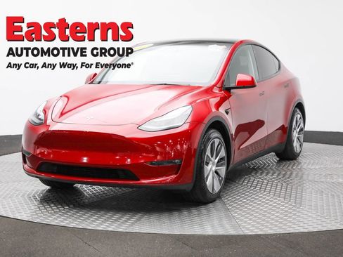 Used 2021 Tesla Model Y 2WD image 1