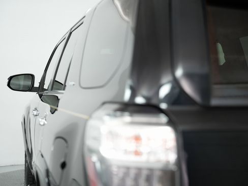 Used 2019 Toyota 4Runner Limited image 69