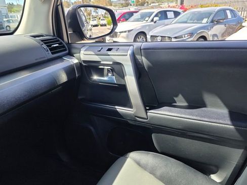 Used 2022 Toyota 4Runner SR5 Premium w/ Moonroof Package image 26