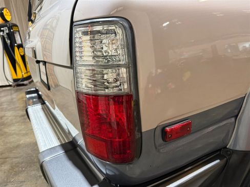 Used 1997 Toyota Land Cruiser image 39