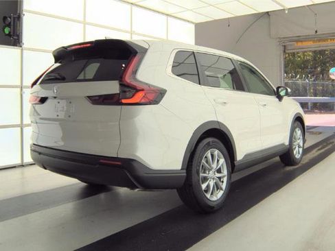 Used 2026 Honda CR-V EX image 3