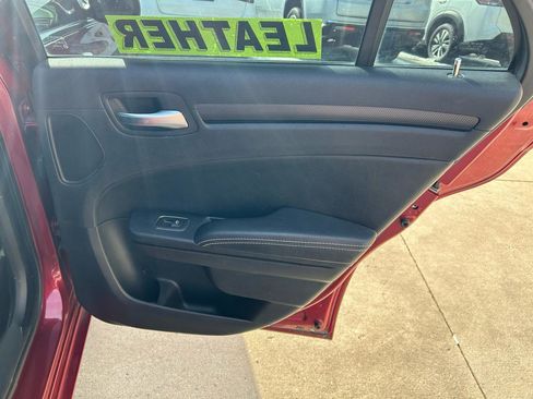 Used 2013 Chrysler 300 S image 15