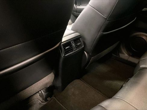 Used 2020 Nissan Rogue SL w/ Premium Package AWD/4WD image 23