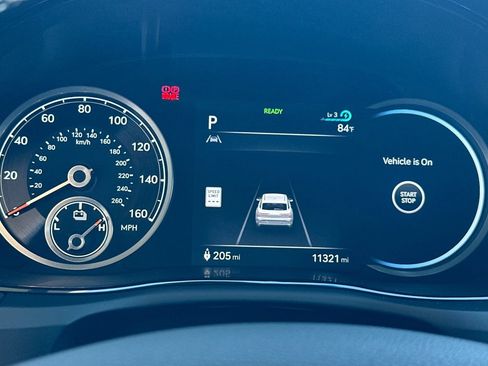 Used 2023 Genesis Electrified GV70 Advanced image 25