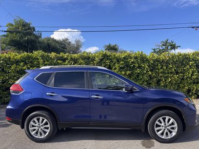 Used 2019 Nissan Rogue SV