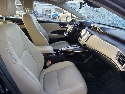 Used 2018 Honda Clarity Touring image 13