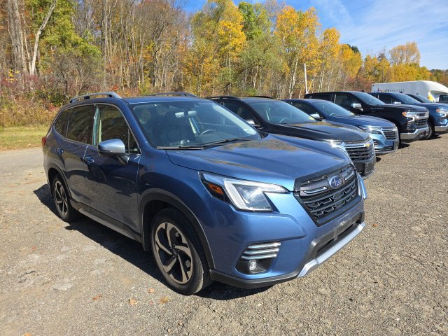 Used 2022 Subaru Forester Touring AWD/4WD image 4