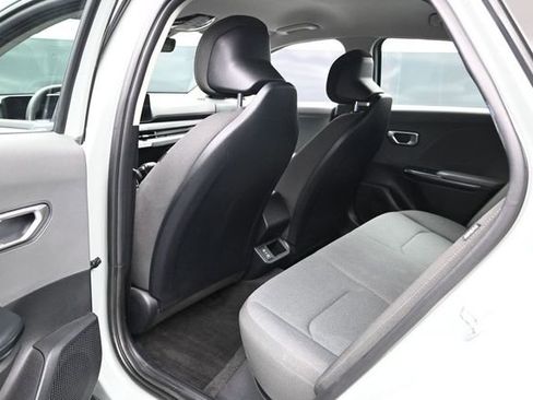 Used 2025 Kia K4 FWD image 20