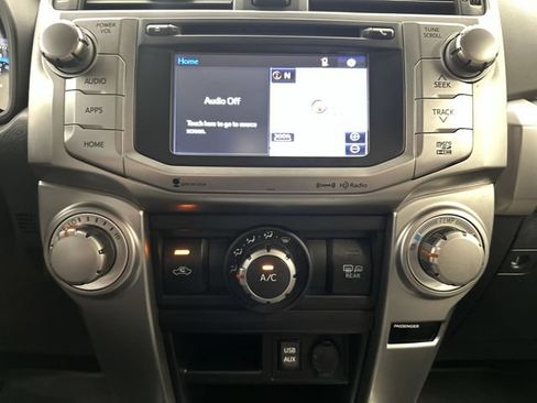Used 2016 Toyota 4Runner SR5 AWD/4WD image 19