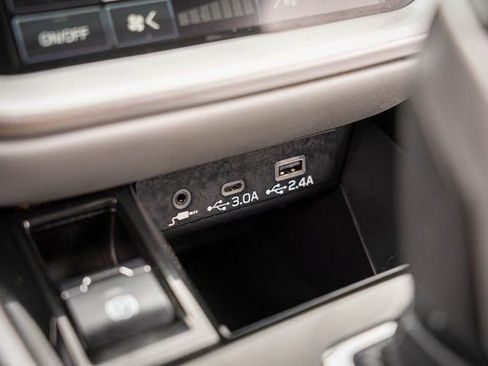 Used 2024 Subaru Legacy Premium image 23