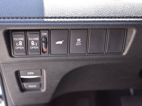 Used 2025 Honda Odyssey Sport-L image 26