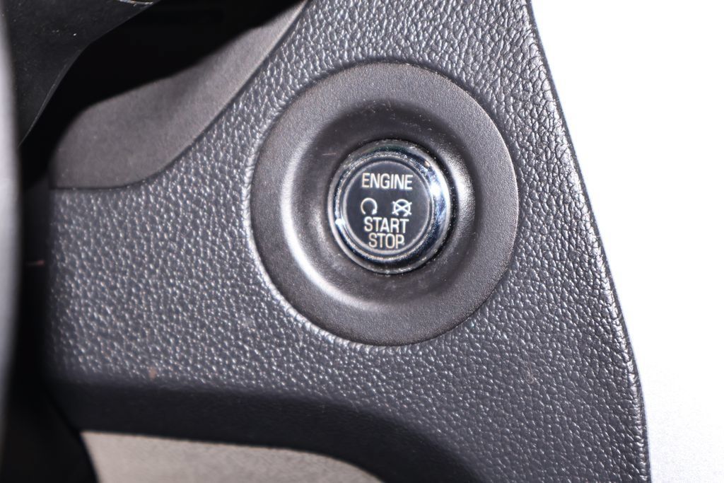 Used 2014 Ford Explorer Limited w/ Equipment Group 301A AWD/4WD image 30