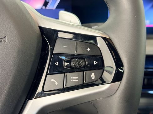 Certified 2025 BMW 330i Sedan RWD image 25