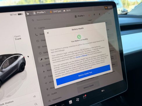 Used 2022 Tesla Model Y Performance image 32