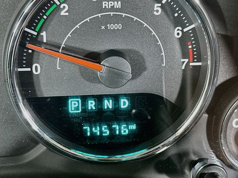 Used 2018 Jeep Wrangler Unlimited Sport w/ Connectivity Group AWD/4WD image 17
