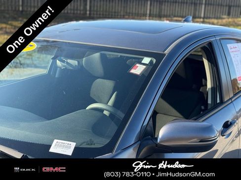 Used 2017 Honda HR-V EX image 11