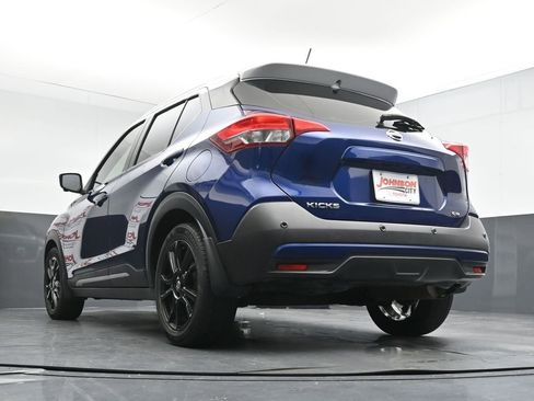Used 2020 Nissan Kicks SR w/ SR Premium Package FWD image 35