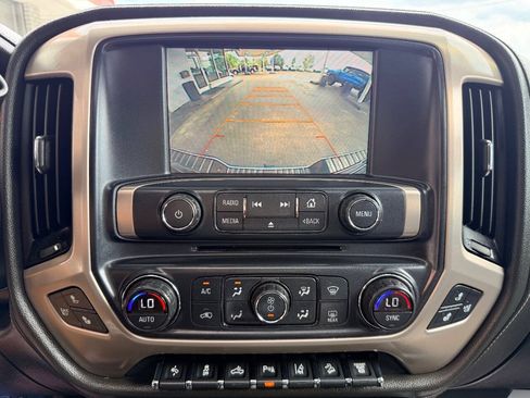 Used 2015 GMC Sierra 2500 Denali w/ Duramax Plus Package AWD/4WD image 28