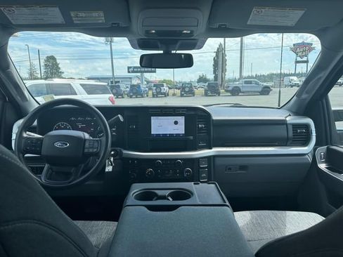 Used 2023 Ford F350 XLT AWD/4WD image 26