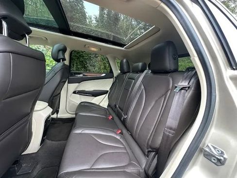 Used 2015 Lincoln MKC AWD w/ Equipment Group 102A Reserve image 28