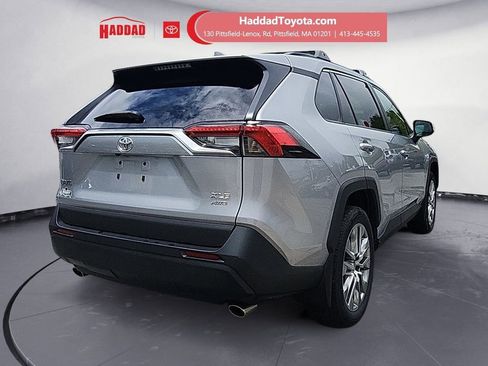 Used 2023 Toyota RAV4 XLE Premium AWD/4WD image 6