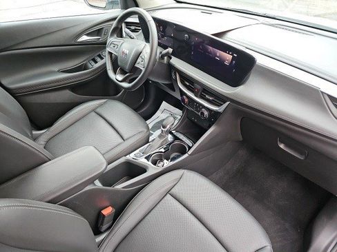 Used 2024 Buick Encore GX Sport Touring image 14