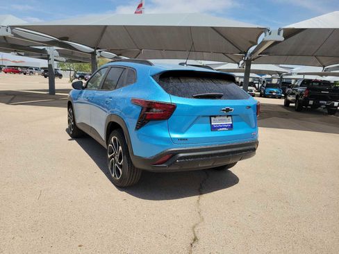 New 2026 Chevrolet Trax RS w/ Driver Confidence Package FWD image 6