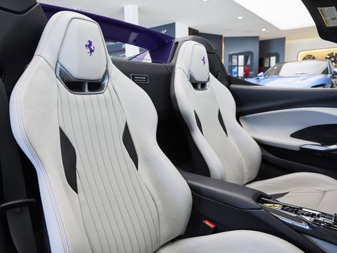 Used 2024 Ferrari 296 GTS image 43