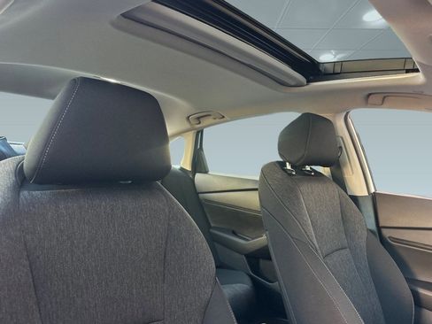 Certified 2023 Honda Accord EX image 15