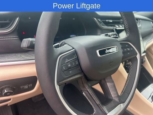 Used 2024 Jeep Grand Cherokee L Limited w/ Luxury Tech Group II AWD/4WD image 11