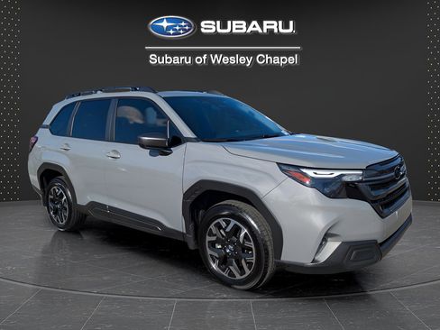 Used 2026 Subaru Forester Premium AWD/4WD image 2