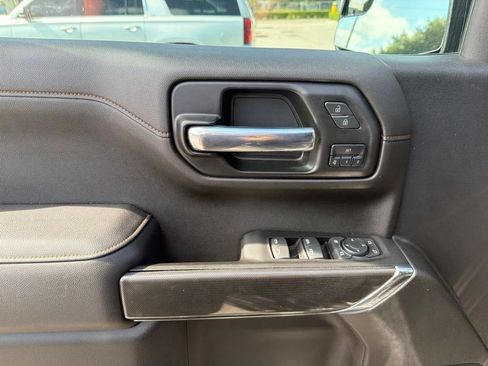 Used 2021 GMC Sierra 1500 AT4 AWD/4WD image 17