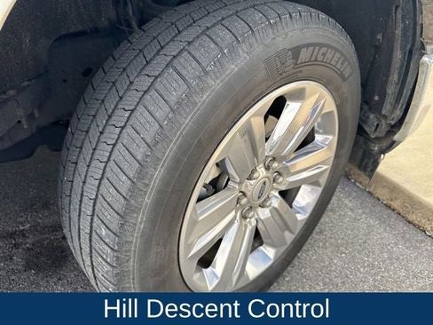 Used 2020 Ford F150 Lariat w/ Equipment Group 502A Luxury image 17