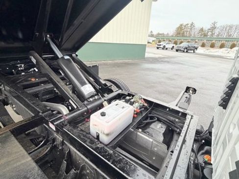 New 2026 GMC Sierra 3500 Pro w/ Convenience Package image 19