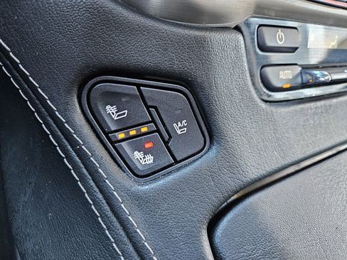 Used 2015 GMC Yukon XL Denali w/ Open Road Package image 17