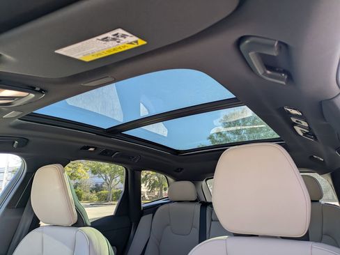 New 2026 Volvo XC60 B5 Core AWD/4WD image 23