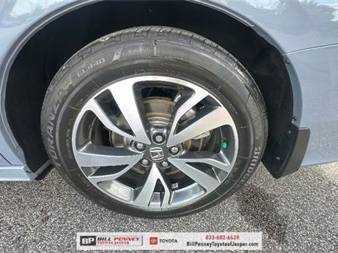 Used 2023 Honda Odyssey Touring image 19