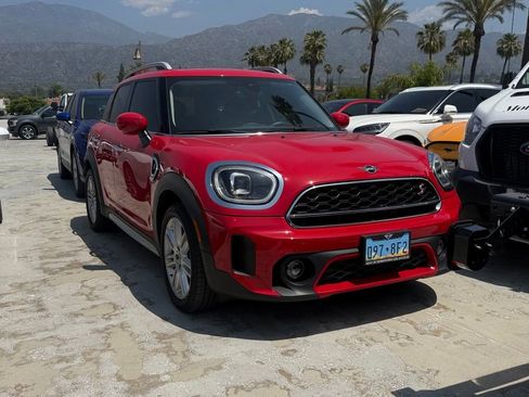 Used 2024 MINI Cooper Countryman S FWD image 1