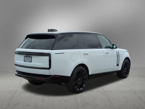 New 2025 Land Rover Range Rover Long Wheelbase SE image 6