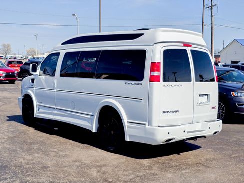 Used 2025 GMC Savana 2500 w/ Driver Convenience Package RWD image 30