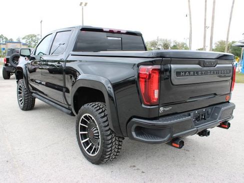 Used 2023 GMC Sierra 1500 AT4 w/ AT4 Premium Package image 8