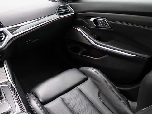 Used 2022 BMW M3 w/ Executive Package RWD image 18