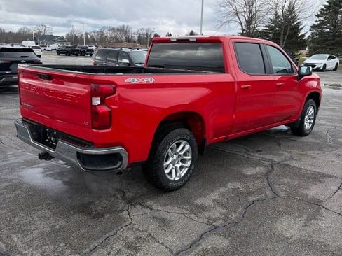 Used 2024 Chevrolet Silverado 1500 LT image 2